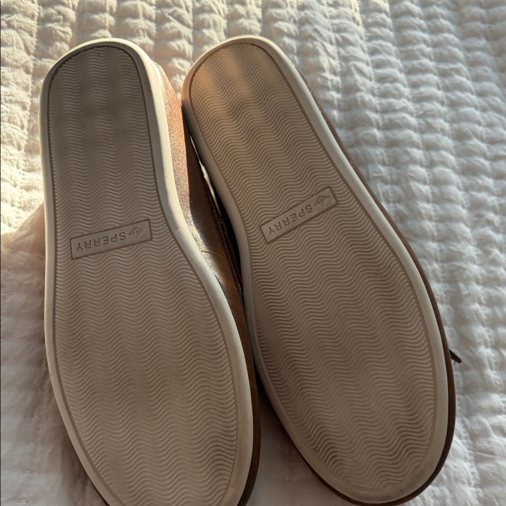 Sperry Slim Brown Leather Women’s Boat Shoes - Picture 2 of 2